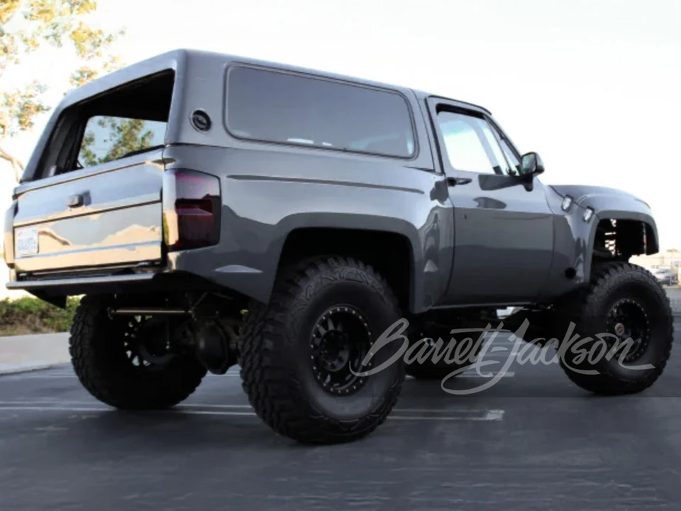 1987 Chevrolet K5 Blazer 2nd Gen - Image 2 of 11