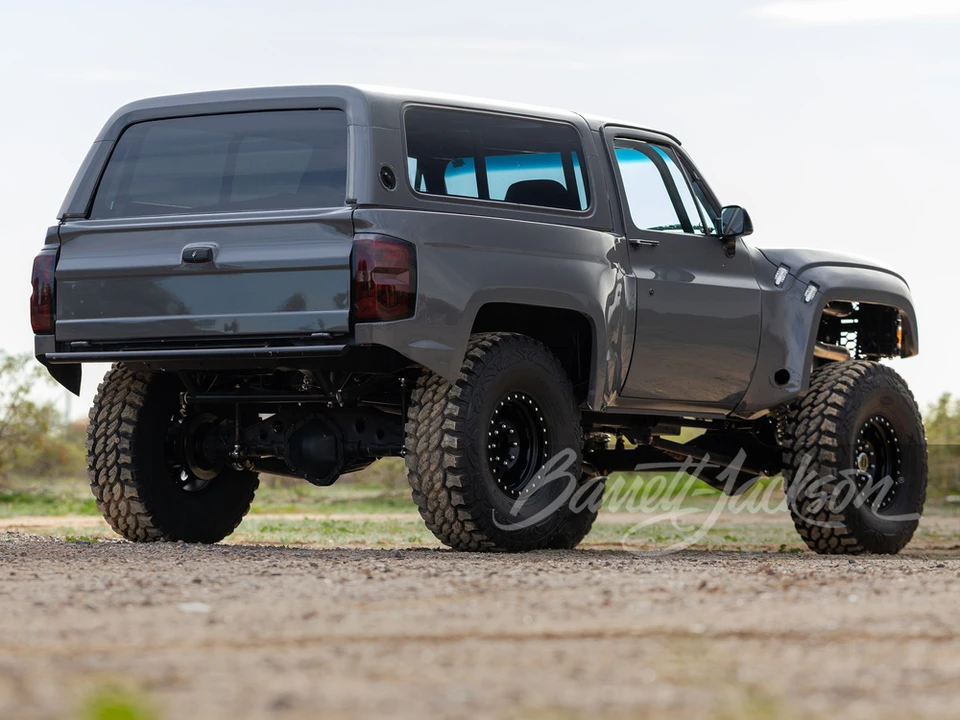 1987 Chevrolet K5 Blazer 2nd Gen - Image 2 of 5