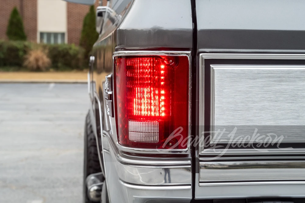 1987 Chevrolet K5 Blazer 2nd Gen - Image 18 of 31