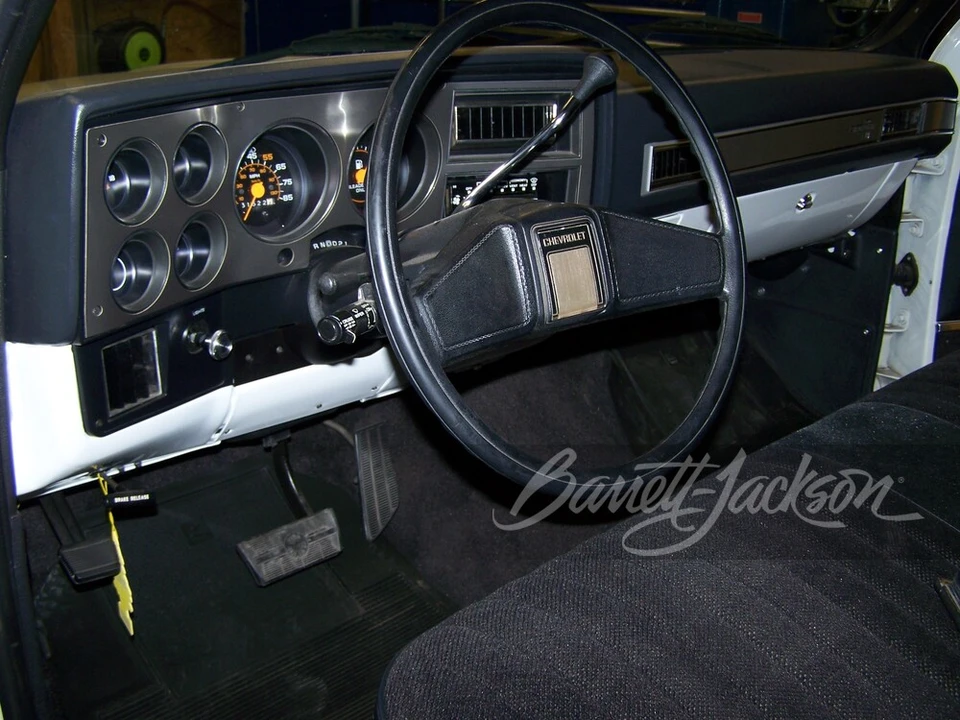 1987 Chevrolet C/K 3rd Gen - Image 4 of 31