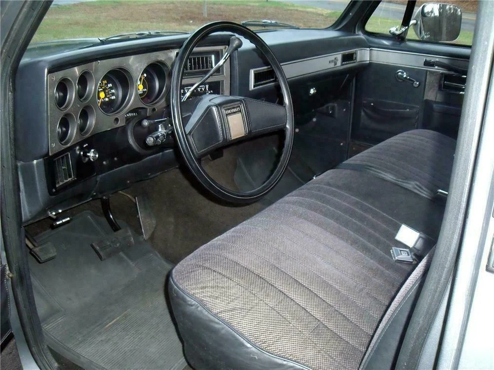 1987 Chevrolet C/K 3rd Gen - Image 4 of 5