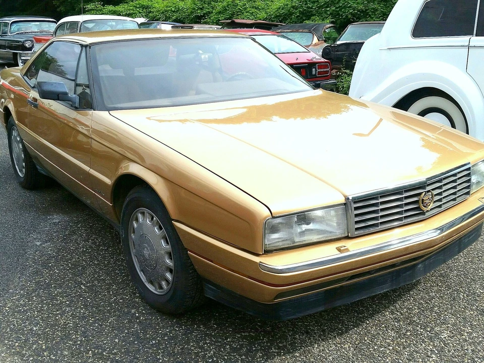 1987 Cadillac Allante - Image 3 of 21