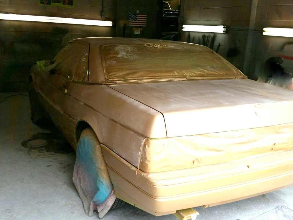1987 Cadillac Allante - Image 9 of 21
