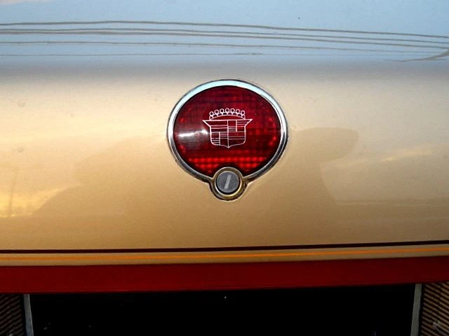 1987 Cadillac Allante - Image 7 of 21