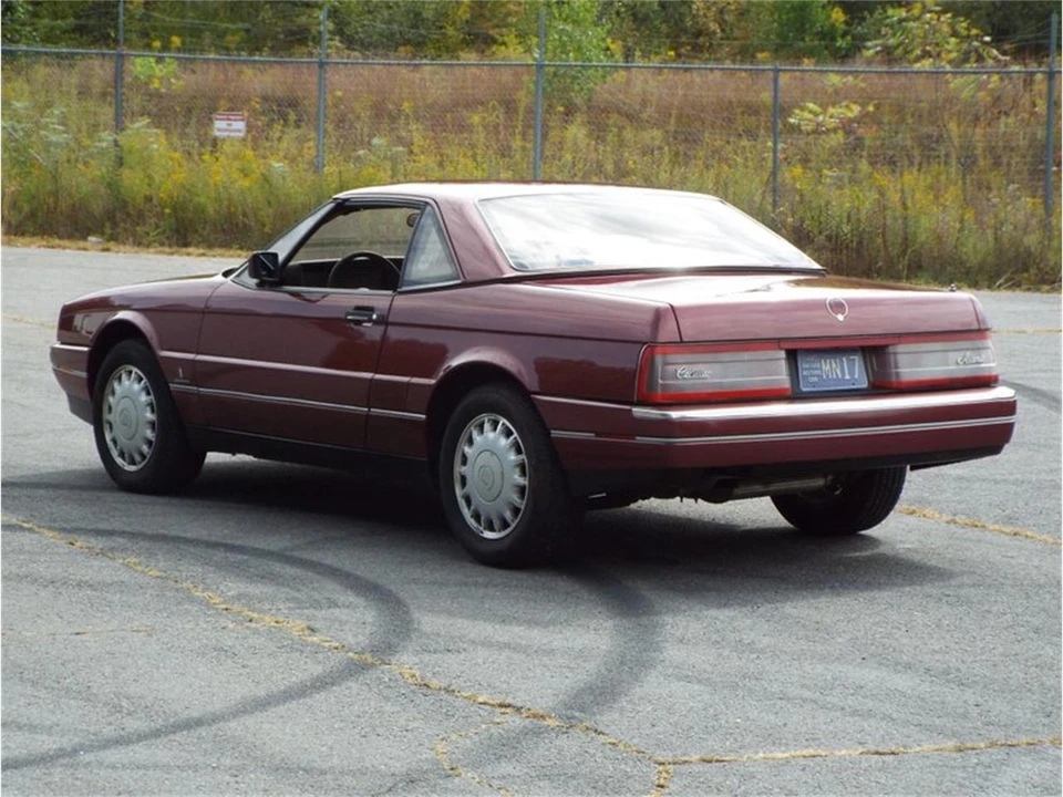 1987 Cadillac Allante - Image 3 of 15