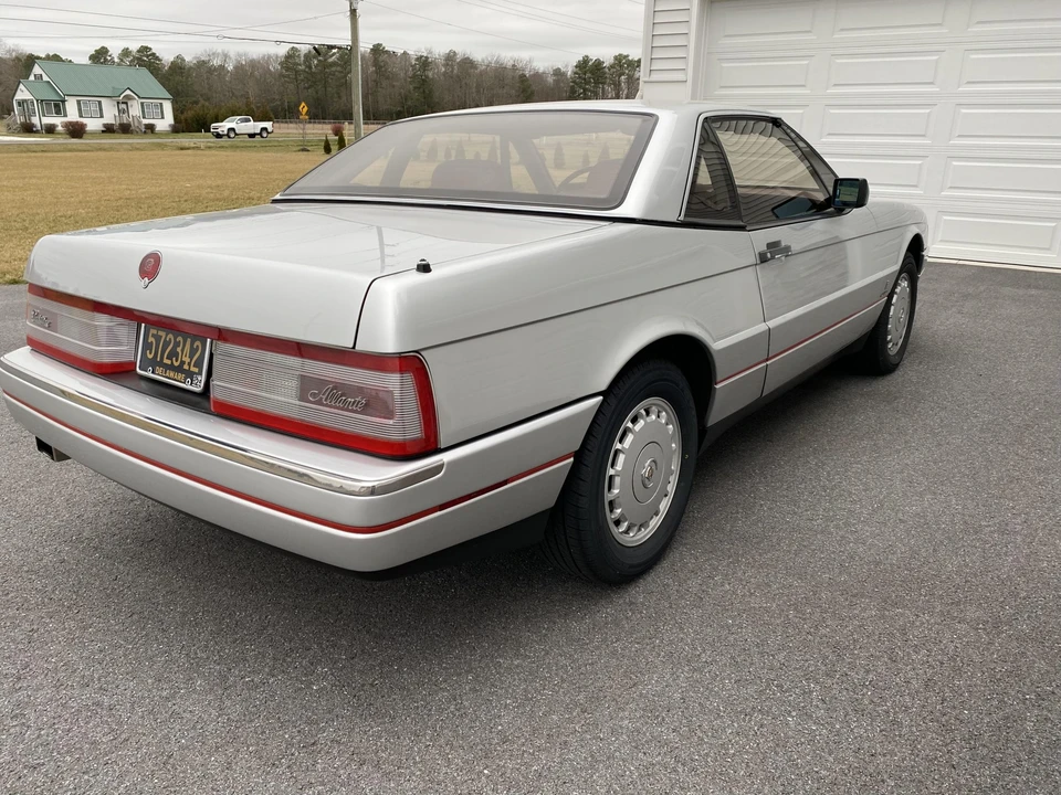 1987 Cadillac Allante - Image 20 of 31