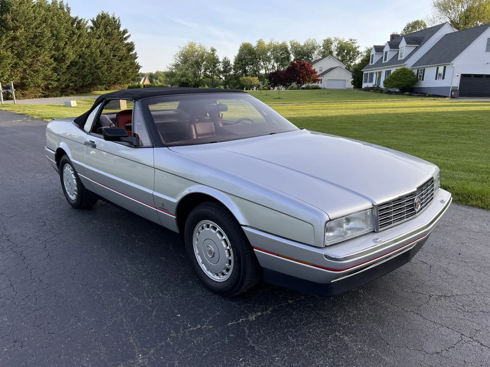 1987 Cadillac Allante - Image 27 of 31