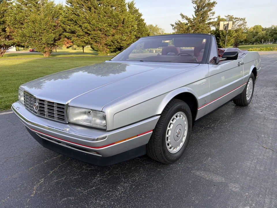 1987 Cadillac Allante - Image 3 of 31