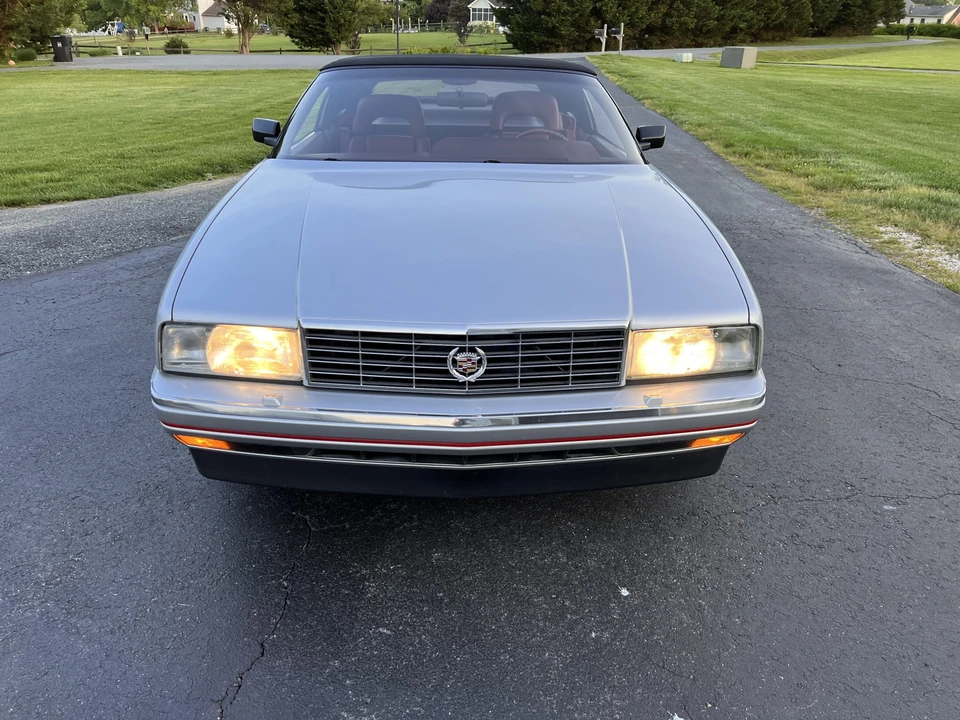 1987 Cadillac Allante - Image 30 of 31