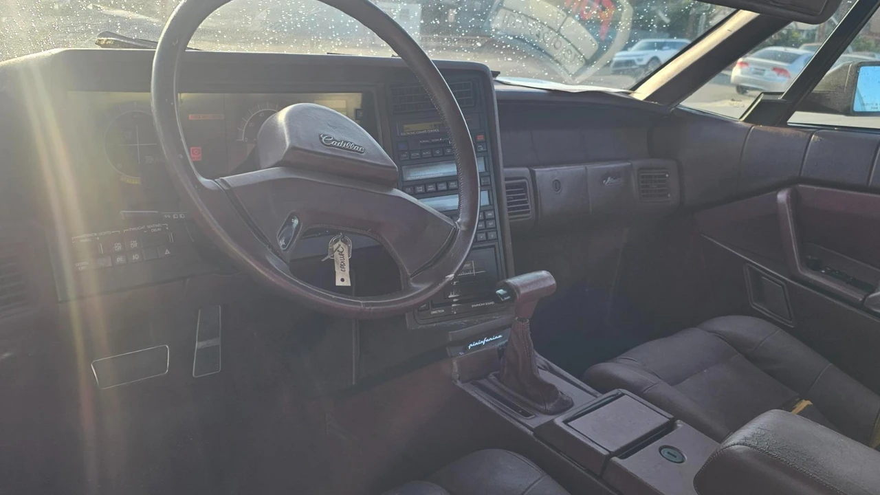 1987 Cadillac Allante - Image 16 of 20