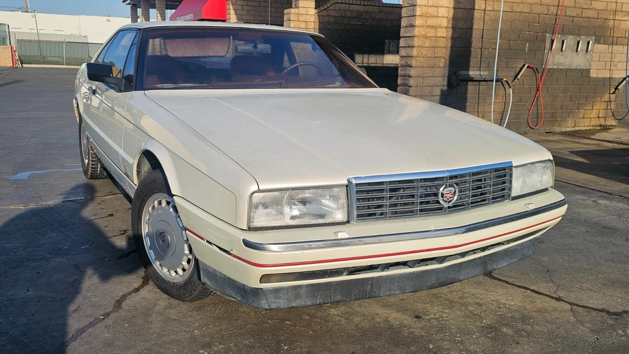 1987 Cadillac Allante - Image 4 of 20