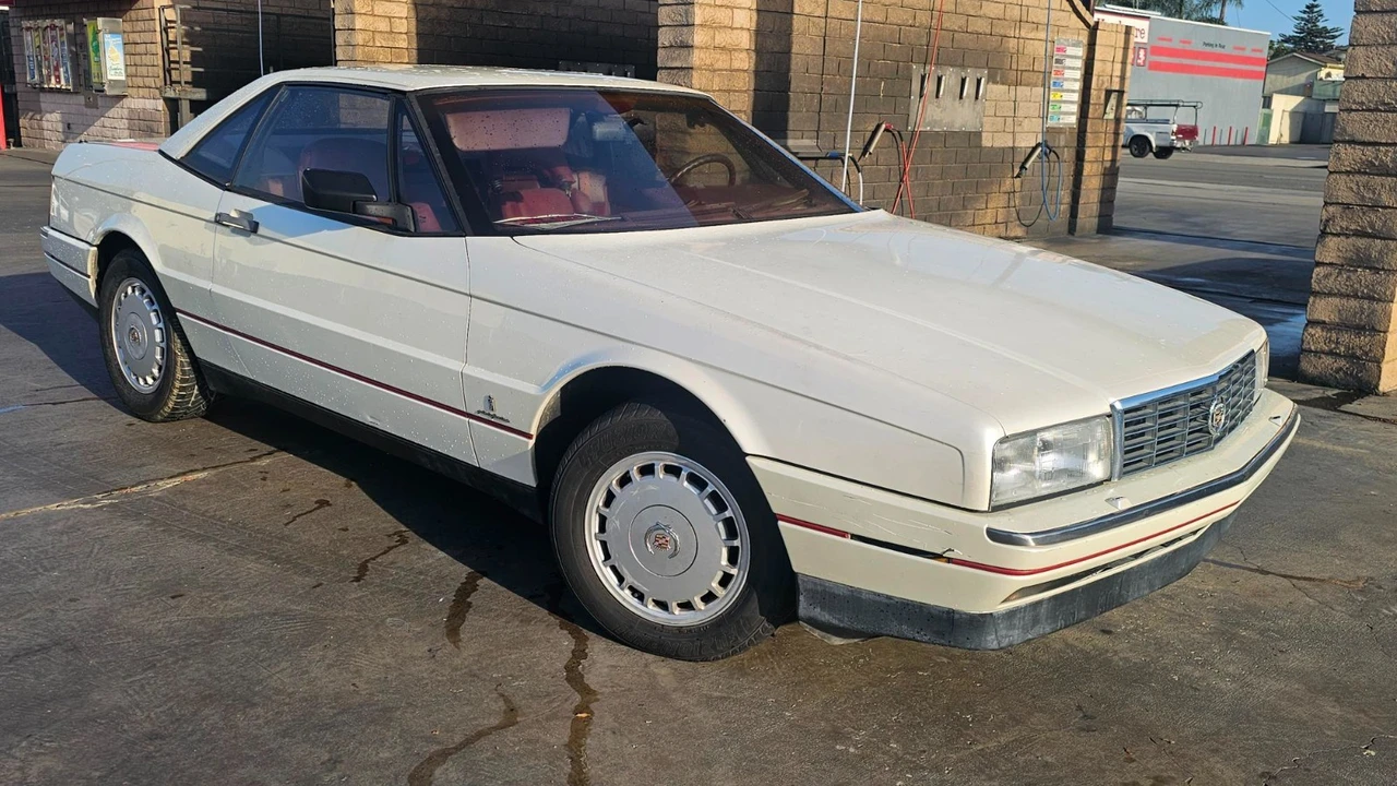 1987 Cadillac Allante - Image 3 of 20