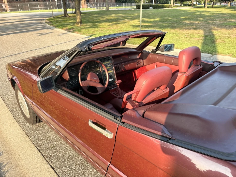 1987 Cadillac Allante - Image 2 of 23