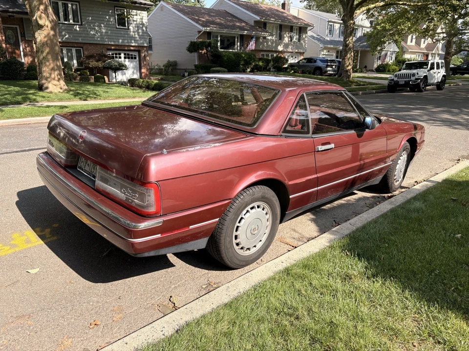 1987 Cadillac Allante - Image 5 of 23