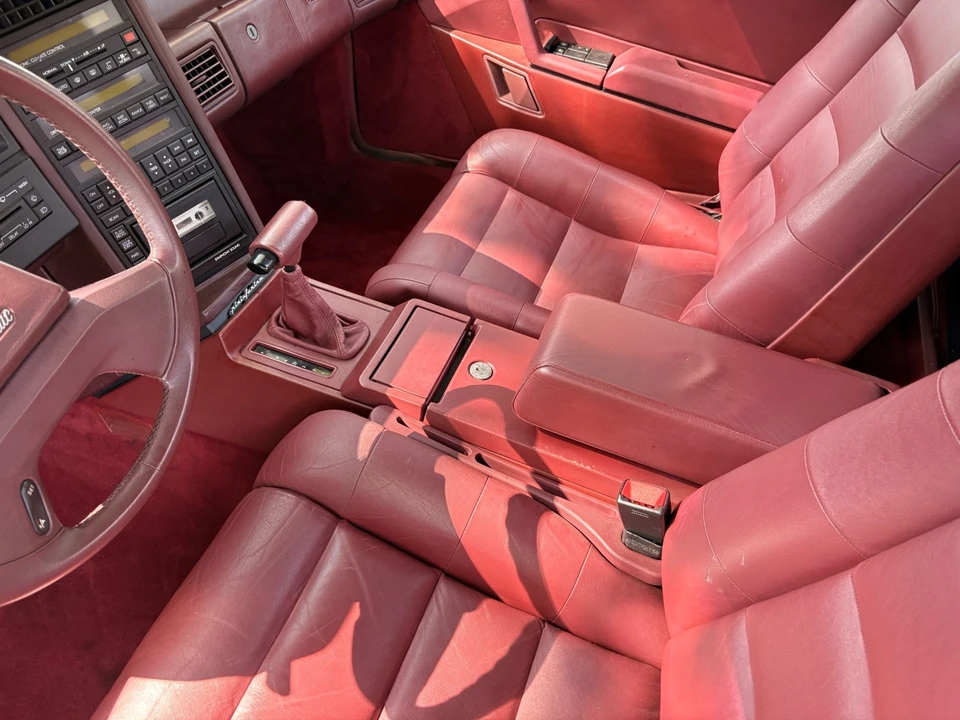1987 Cadillac Allante - Image 18 of 23