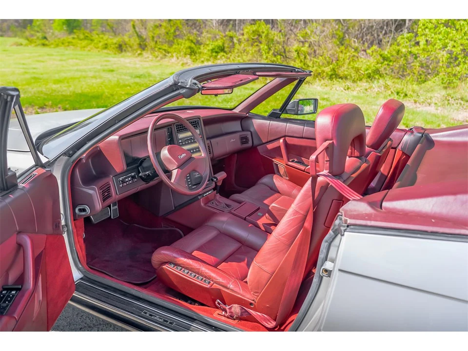 1987 Cadillac Allante - Image 30 of 31