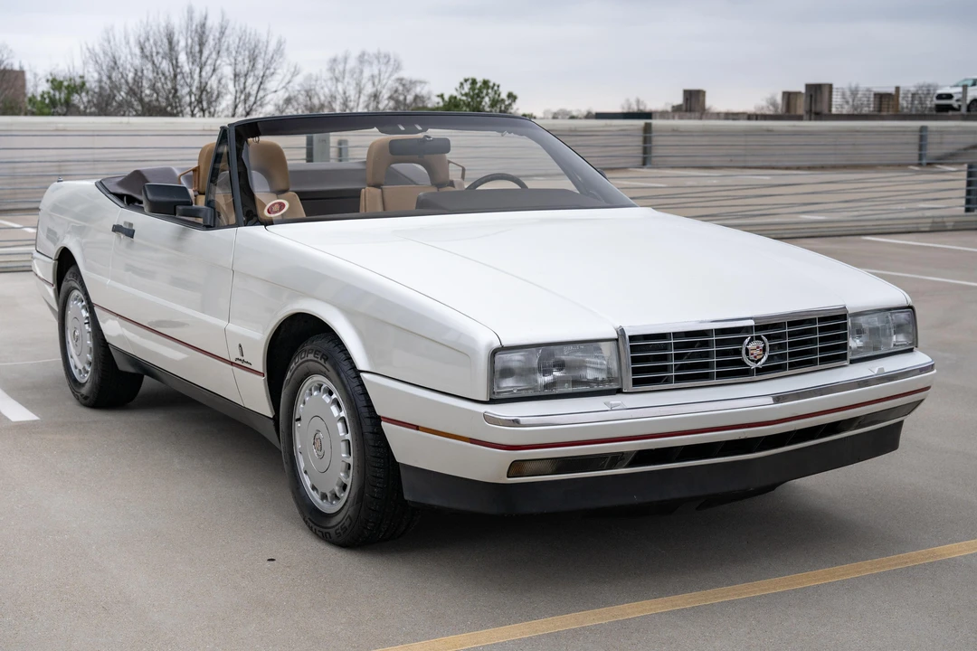 1987 Cadillac Allante - Image 8 of 31