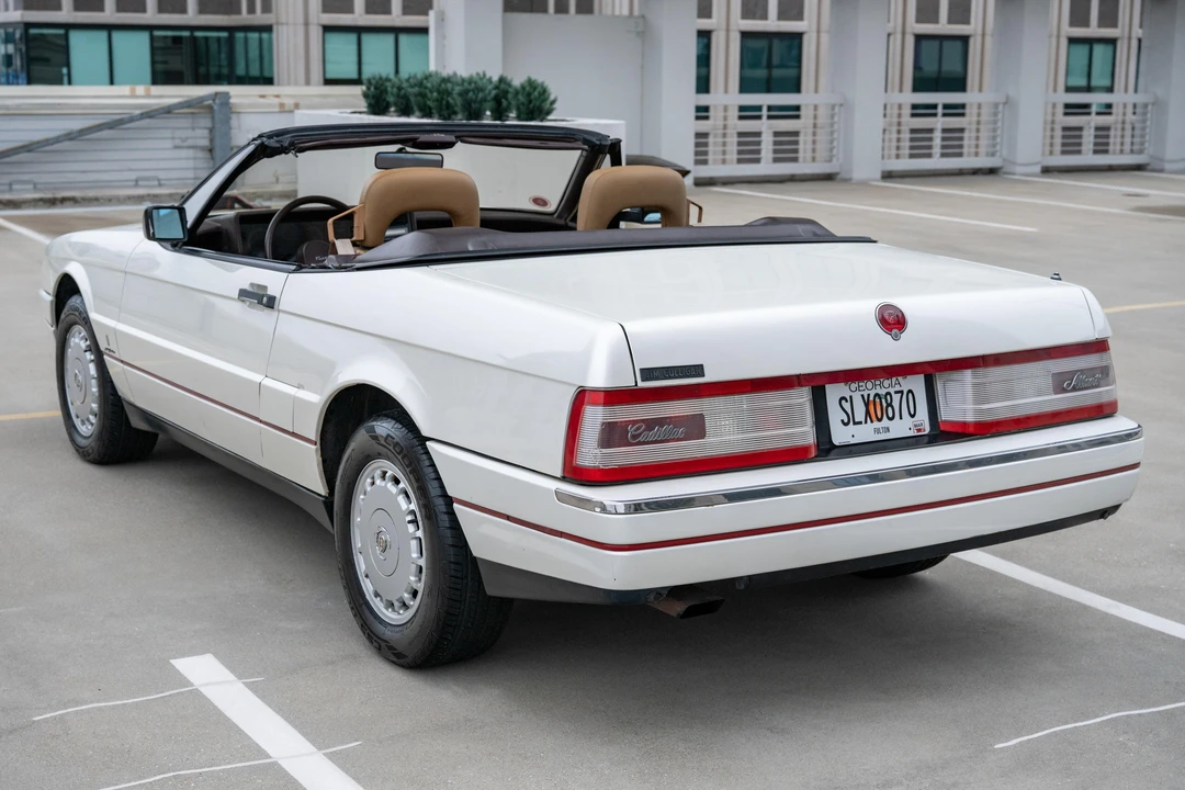 1987 Cadillac Allante - Image 7 of 31
