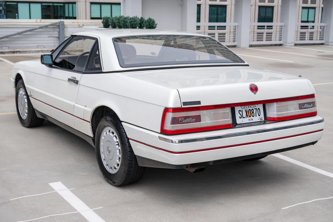 1987 Cadillac Allante - Image 12 of 31