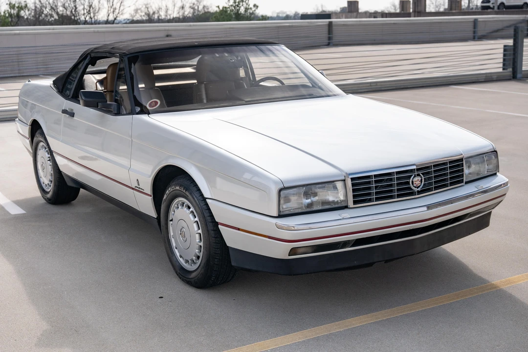 1987 Cadillac Allante - Image 23 of 31