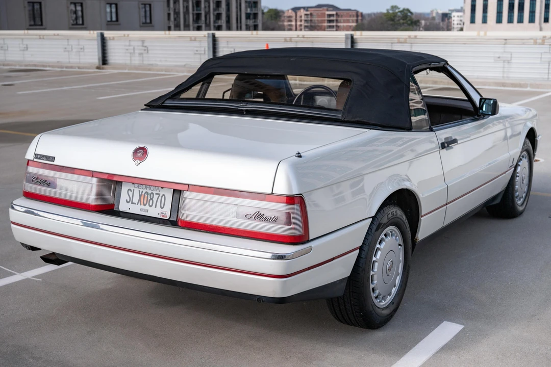 1987 Cadillac Allante - Image 21 of 31