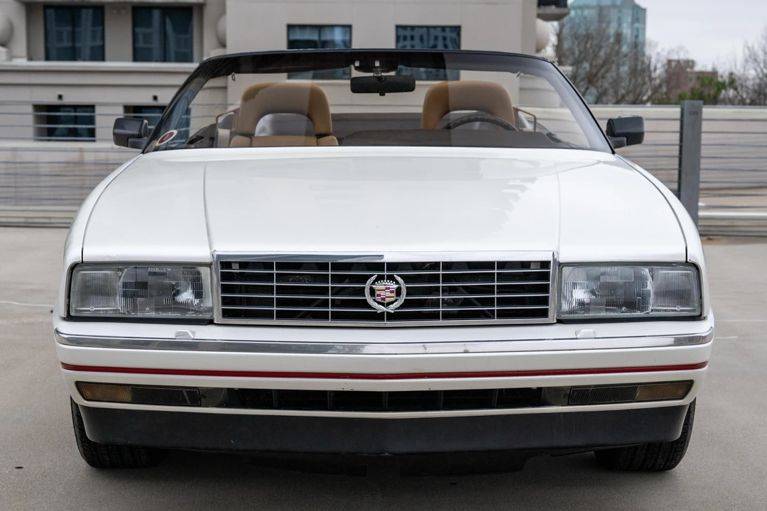 1987 Cadillac Allante - Image 2 of 31