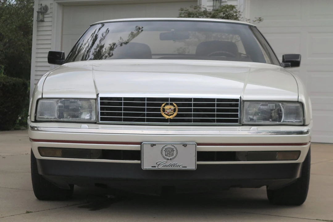 1987 Cadillac Allante - Image 3 of 31