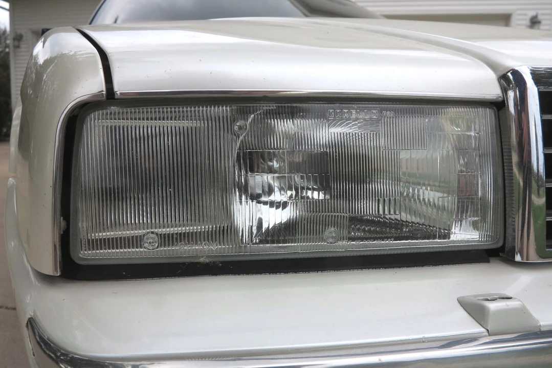 1987 Cadillac Allante - Image 14 of 31