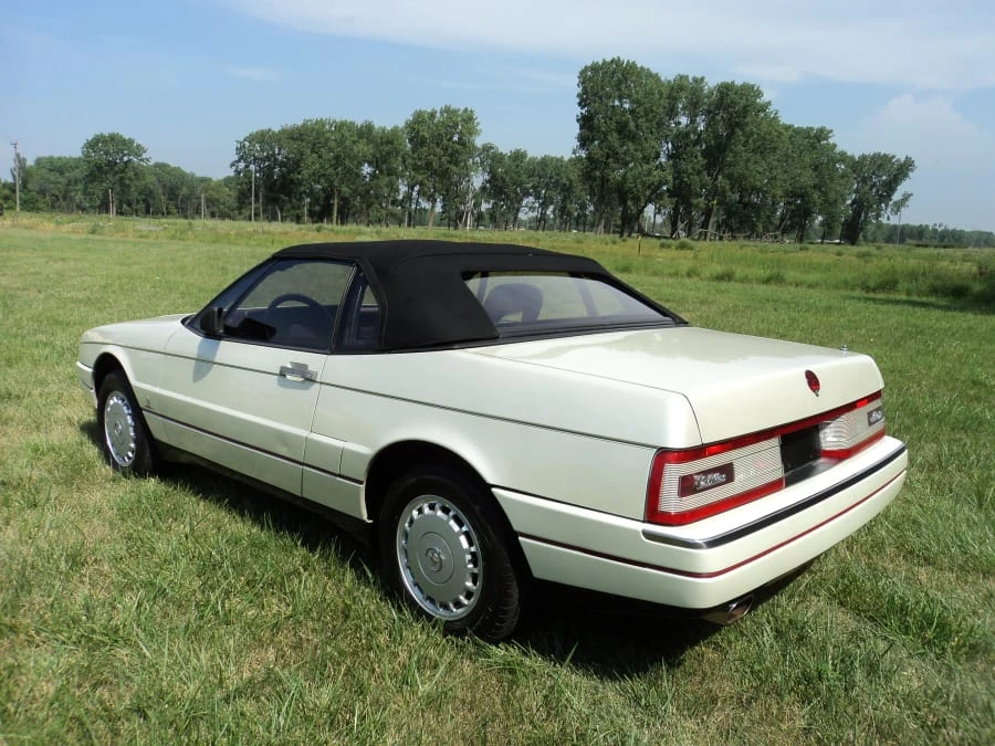 1987 Cadillac Allante - Image 2 of 5