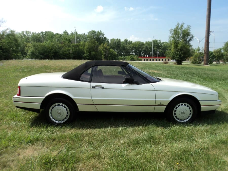1987 Cadillac Allante - Image 5 of 5
