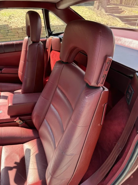 1987 Cadillac Allante - Image 16 of 31