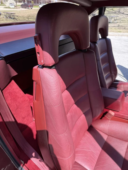 1987 Cadillac Allante - Image 28 of 31