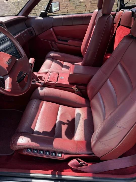 1987 Cadillac Allante - Image 14 of 31