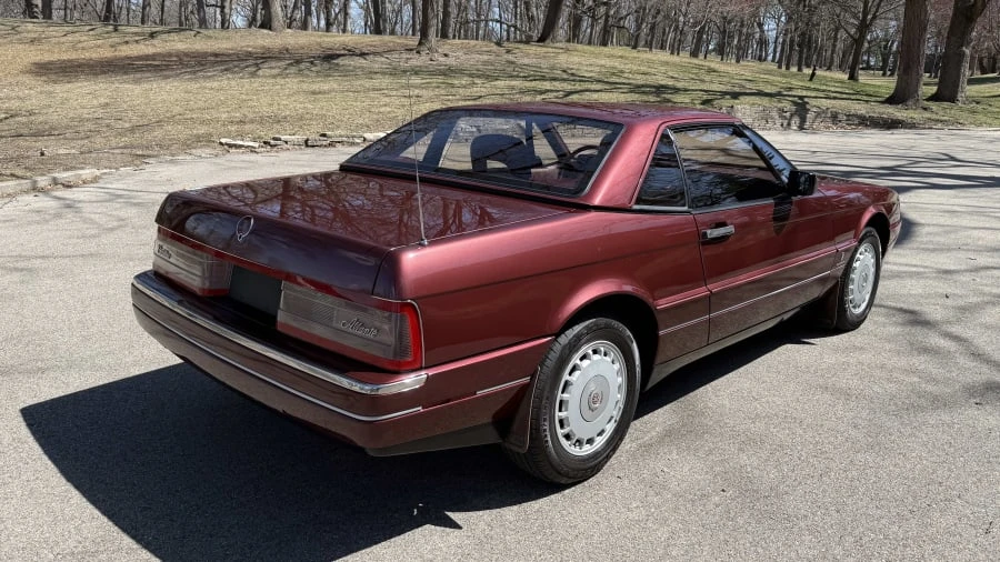 1987 Cadillac Allante - Image 8 of 31