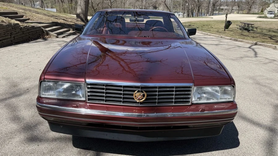 1987 Cadillac Allante - Image 4 of 31