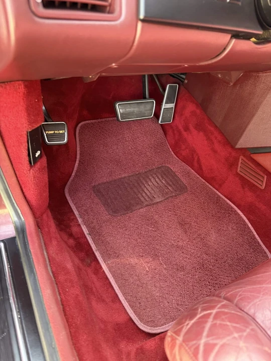 1987 Cadillac Allante - Image 17 of 31