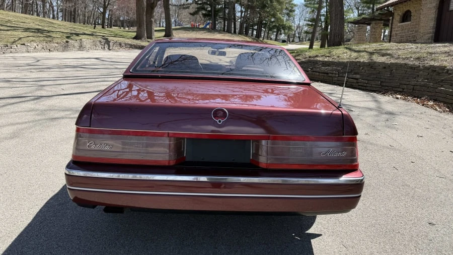 1987 Cadillac Allante - Image 5 of 31