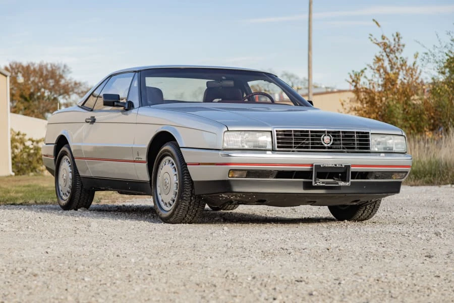 1987 Cadillac Allante - Image 6 of 31