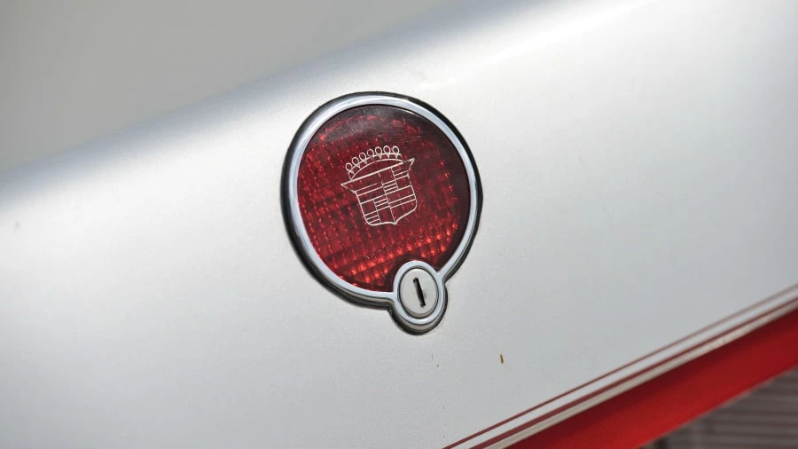1987 Cadillac Allante - Image 11 of 12