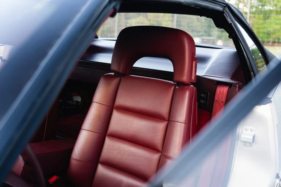 1987 Cadillac Allante - Image 13 of 23