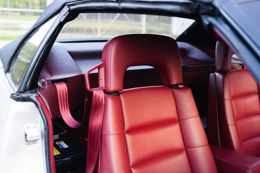 1987 Cadillac Allante - Image 16 of 23