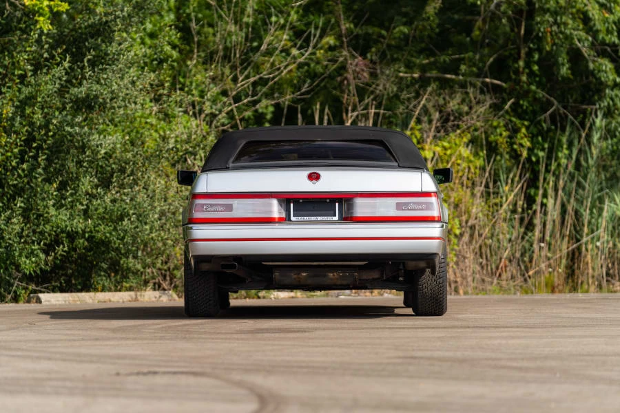1987 Cadillac Allante - Image 5 of 19