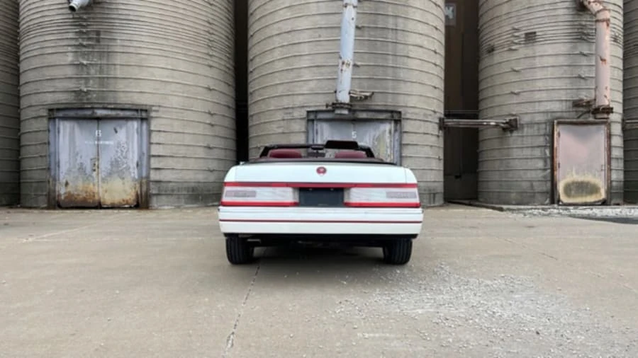 1987 Cadillac Allante - Image 6 of 31