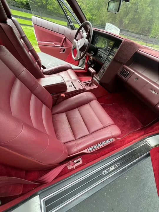 1987 Cadillac Allante - Image 8 of 20