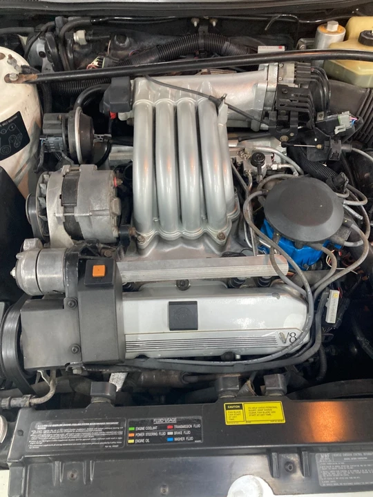 1987 Cadillac Allante - Image 18 of 25