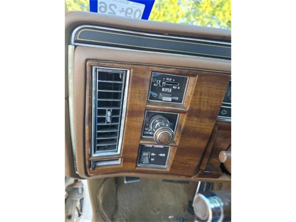 1987 Cadillac Brougham - Image 6 of 14