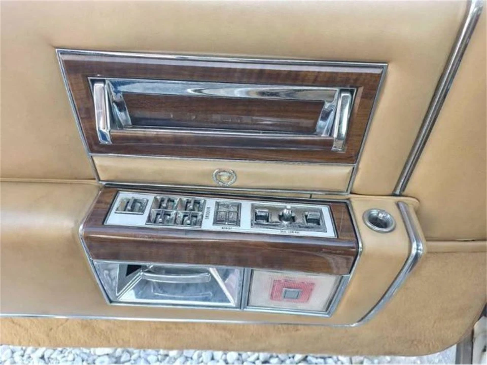 1987 Cadillac Brougham - Image 5 of 14