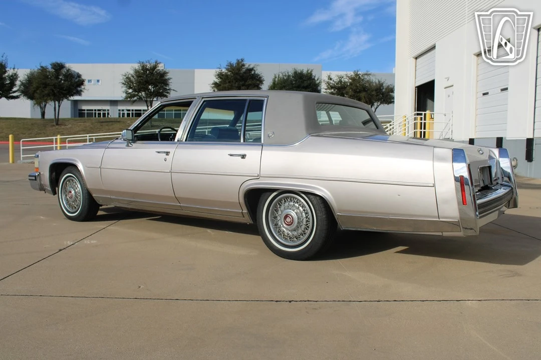 1987 Cadillac Brougham - Image 12 of 12