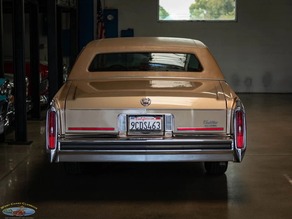 1987 Cadillac Brougham - Image 18 of 21