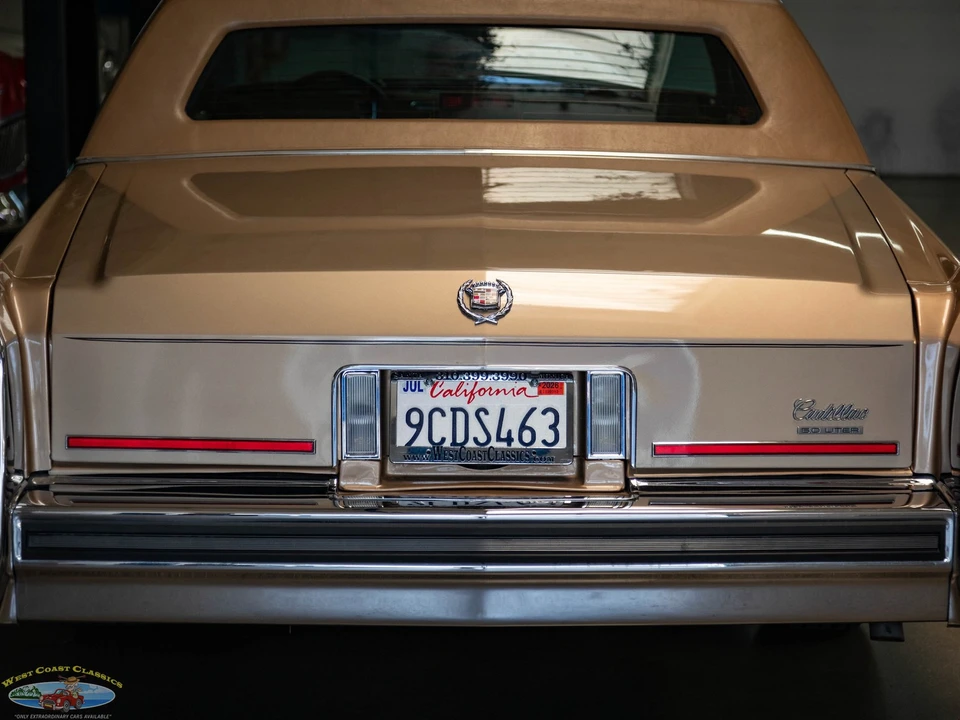 1987 Cadillac Brougham - Image 20 of 21